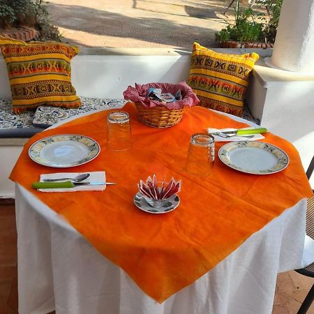 Villa Il Glicine Vulcano  Bagian luar foto